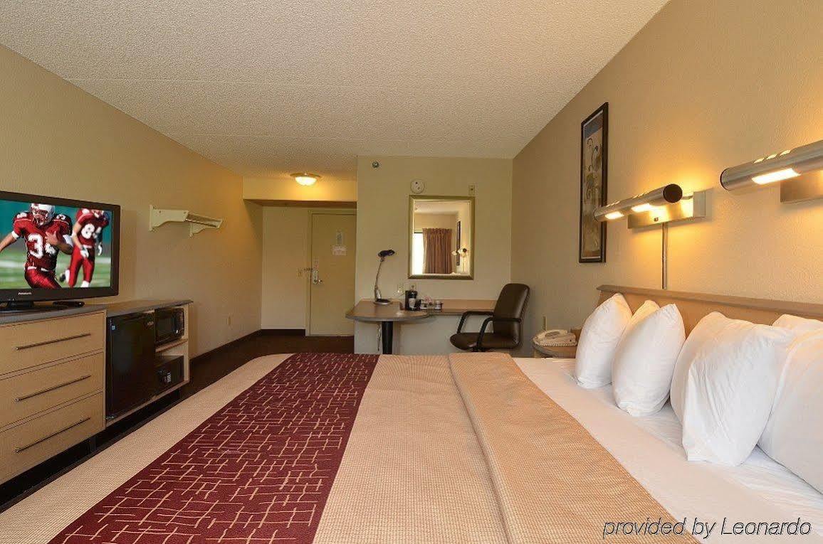 Red Roof Inn Elkhart Exterior foto